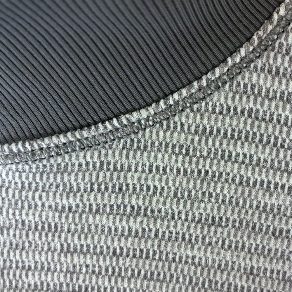 Lululemon Runderful 1/2 Zip - Picture 3 of 13